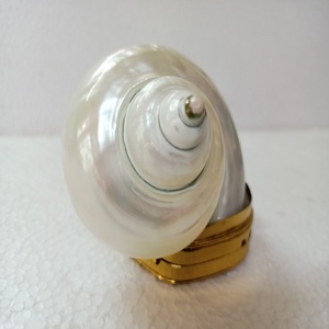 กระเป๋าสะพายไหล่ทำจากเปลือกหอยธรรมชาติทำจากเปลือกหอยธรรมชาติแท้เหมาะสำหรับการขายต่อโดยร้านเครื่องประดับแฟชั่น - Product Image 1