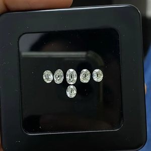 Exquisito Anillo Personalizado de Lujo con Diamante Ovalado de Media Quilate Cultivado en Laboratorio, VVS-D - Product Image 4