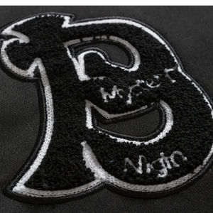 Chaqueta universitaria con bordado de chenilla de alta calidad, chaqueta de béisbol Vintage con parche de logotipo personalizado Unisex - Product Image 3