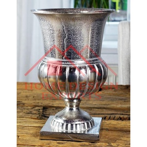 Florero decorativo de metal niquelado para decoración Florero decorativo hecho a mano de alta calidad para boda y hogar - Product Image 5