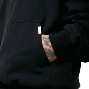 Time Flies Sweat à capuche surdimensionné OTH Noir Polaire en coton épais Coupe décontractée Streetwear Capuche à double doublure Vêtements de luxe modernes - Product Image 4