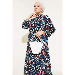 ชุดเดรสลำลองผ้าวิสคอสสีดำและน้ำเงิน - Product Image 4