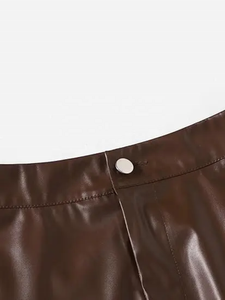 Shorts de Cuero para Mujer Hechos a Medida, Estilo Nuevo y Diseño Único, Shorts de Cuero Vacuno Personalizados para Mujer - Product Image 2