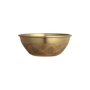 Tigela de prato de bronze personalizada OEM ODM com design gravado estilo superior de qualidade super exclusiva para servir comida de luxo para casamento