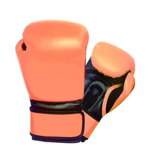 Guantes de Boxeo MMA de Cuero Genuino y Poliéster de Alta Calidad, Personalizables con Etiqueta Privada, Transpirables y que Absorben la Humedad - Product Image 4