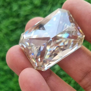 เพชรโมอิสสีขาวใสเพชร98 CT ทำด้วยมือสำหรับจี้เพชรโมอิสซาไนต์ - Product Image 3