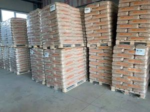 Briquetas de Madera Real en Pellets, 15 kg, ENplus A1, Combustible para Calefacción, Humedad ≤10%, Cenizas ≤1.0%, Diámetro 6±1 mm, Longitud 3.15< l ≤40 mm - Product Image 4