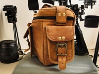 Sac de caméra en cuir personnalisé pour les photographes LCG-0047 de cadeau d'anniversaire de selle d'épaule vintage