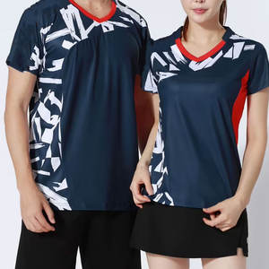Venta al por mayor de alta calidad de secado rápido bádminton camisa pantalones cortos transpirable uniforme de tenis tamaño personalizado nuevo diseño hombres uniformes de tenis - Product Image 1
