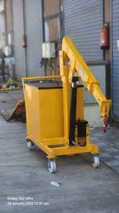 Grúa de suelo contrapesada para elevación de cargas pesadas en almacenes, fábricas y talleres con manejo seguro de la carga y funcionamiento fluido - Product Image 3