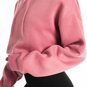 Crop top à capuche pour femmes de bonne qualité, prix de gros, fabricant pakistanais, crop top à capuche, style pull, design unique - Product Image 3