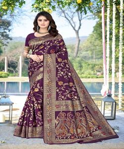 Nouveau Banarasi Broderie Saree Ethnique - Product Image 3