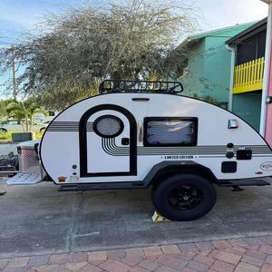 Cheap Modern Aluminum Off-Road Teardrop Camper Lightweight Mini RV <b>Trailer</b> with Wood <b>Floor</b> for Truck Towing - Product Image 4