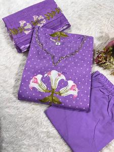 Dernière tendance en matière de kurti pantalon et dupatta en coton avec imprimé floral et broderie, fabricant et fournisseur de Surat - Product Image 6