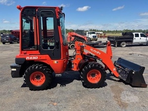 Cargadora de Ruedas Diésel KUBOTA R430 2024 con Motor de 70KW y Capacidad de 5600kg - Product Image 1