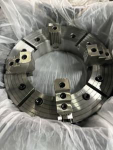 Mandrins indépendants en acier forgé - Product Image 4