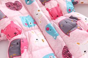 Chaqueta de Mujer Personalizada de Alta Calidad, Nuevo Diseño Estampado, Chaqueta Acolchada para Mujer, Fabricante de Chaquetas de Invierno al por Mayor - Product Image 4