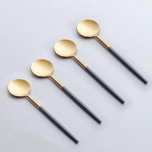 Ensemble de couverts et ustensiles en laiton réutilisables de nouvelle conception pour la cuisine de l'exportateur et du fabricant indiens au prix de gros - Product Image 5