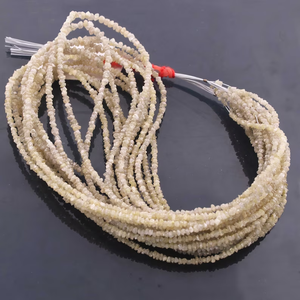 สายลูกปัดเพชรสีเหลืองไม่เจียระไนสำหรับการทำเครื่องประดับ2-3มม. ลูกปัดเม็ดเพชรหยาบเส้นใย16นิ้ว - Product Image 1