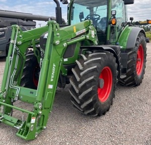 Tracteur agricole d'occasion Fendt 512 VARIO 2023, 120 CV, moteur AGCO POWER, préchauffeur, pack de filtration de carburant inclus, chauffé - Product Image 1