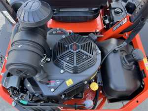 2025 Kubota Z781i Tondeuse à virage zéro Tonte de précision à son meilleur - Product Image 6