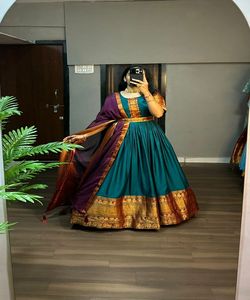 ชุดทำงานผ้าคอตตอนแท้ทันสมัยพิมพ์ลาย zari มีเข็มขัด dupatta ใส่ในเทศกาลเสื้อผ้าพื้นเมือง dupattas - Product Image 1