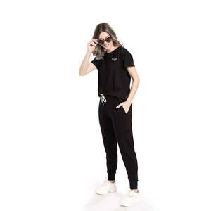 Vente en gros ensembles de survêtements pour femmes personnalisés ensemble de survêtement pour femmes de gym ensemble de survêtement fitness haut à manches courtes et ensembles de jogging pour femmes - Product Image 1