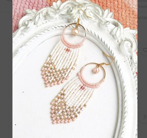 Boucles d'oreilles à franges perlées de qualité luxe boucles d'oreilles à pampilles perlées ivoire pêche pastel blush et or - Product Image 2