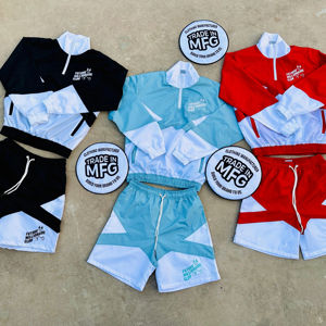 Conjunto de Chaqueta corta cortavientos de dos piezas personalizada de verano Conjunto corto de chándal cortavientos para hombre - Product Image 1