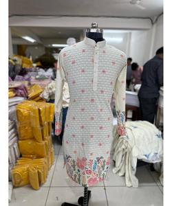 Hiver Coton AchkanBandhgalaSherwaniKurta pour Hommes en Arabe PathaniPajama Style Avec Court Poulet Tissu et Pyjama - Product Image 5