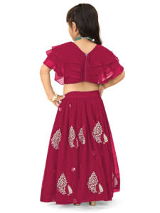 Shoryam Fashion Lehenga Choli brodé en georgette pour enfants, style ethnique, pour les fêtes |   Haut à manches à volants superposés, imprimé feuille d'or, tenues pour filles - Product Image 4