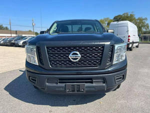 Voiture d'occasion de qualité abordable, Nissan Titan XD S 2017, conduite à gauche - Product Image 3