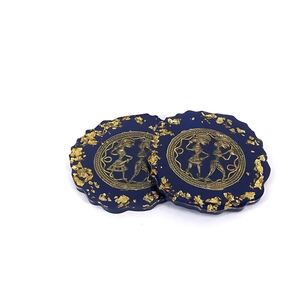 Sous-verres translucides bleus de 4 pouces, design artisanal indien classique, carrés en laiton et résine - Product Image 3