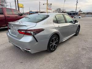 Voiture d'occasion de qualité et abordable, Toyota Camry SE 2021, conduite à gauche - Product Image 3