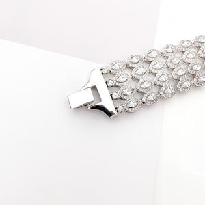 Bracelet de luxe en laiton plaqué rhodium, style classique, bijoux pour femmes, hommes, enfants, occasions de fête, de bal - Product Image 3