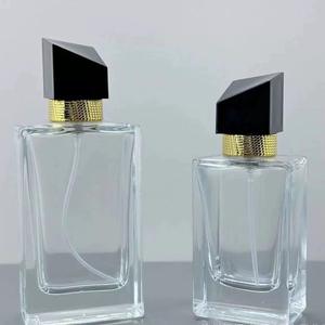 Flacone Spray in Vetro Trasparente con Finitura Opaca e Serigrafia, Capacità 30ml/50ml/100ml, per Cosmetici e <span class=keywords><strong>Profumi</strong></span> - Product Image 3