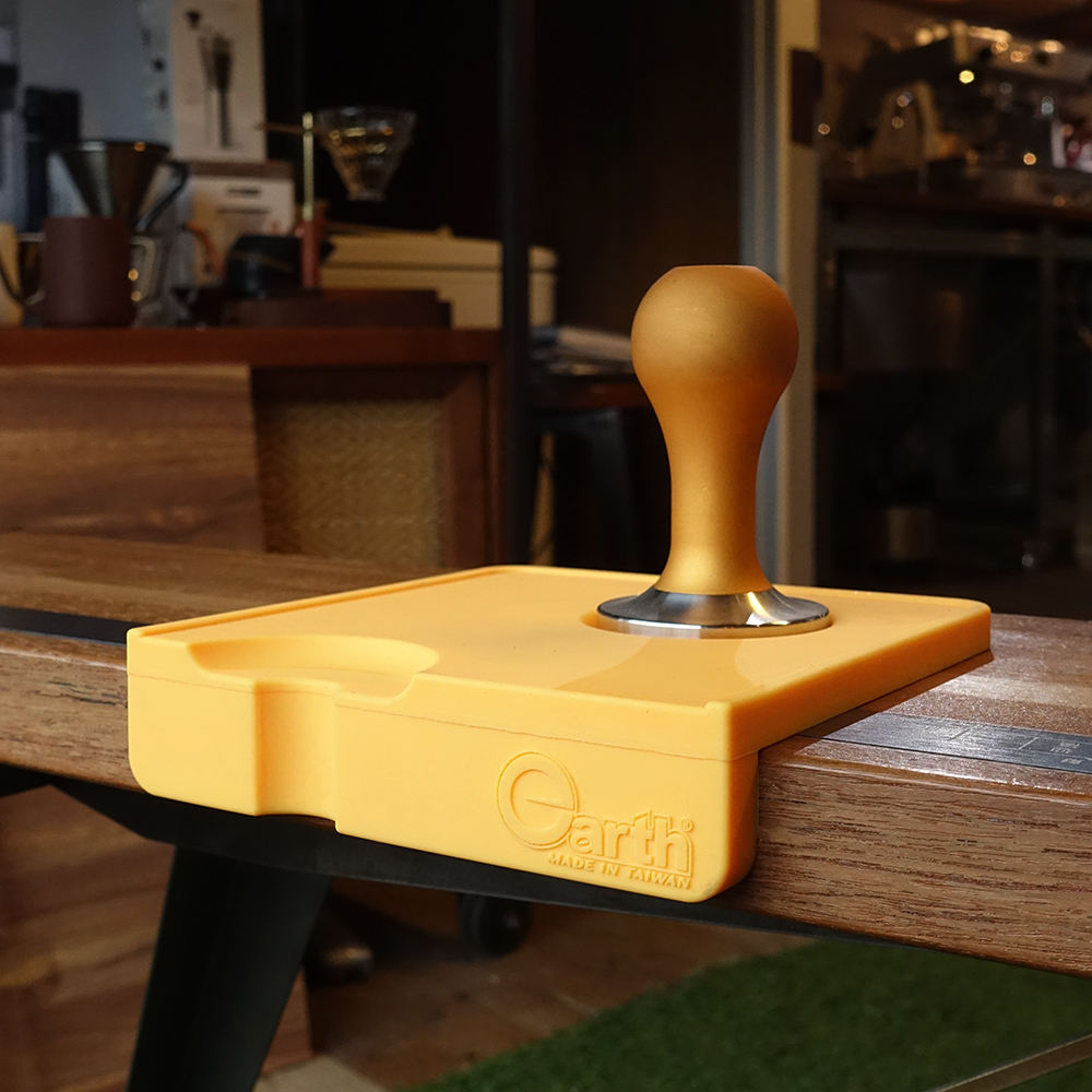 สีเหลือง