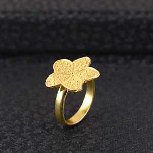 Latest Design Boho Flower <b>Ring</b> Dainty Brass Jewelry for Women 18K Gold Plated Floral <b>Statement</b> <b>Ring</b> for Wholesale/OEM/ODM - Product Image 4