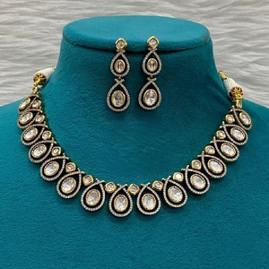 Ensemble collier avec boucles d'oreilles plaqué or pour mariage ensemble de bijoux de mode pour femmes - Product Image 1