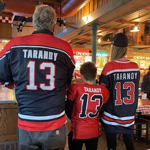 Maillot de hockey personnalisé personnalisé en gros de l'industrie directe maillot de hockey noir rouge-blanc personnalisé numéro de nom conception de l'équipe - Product Image 1