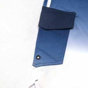 กางเกงว่ายน้ำสำหรับเด็กกางเกงขาสั้นชายหาดกันน้ำสีทึบออกแบบโลโก้ได้เอง - Product Image 4