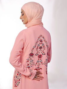 Vestido Abaya con capucha de gasa de Color sólido modesto para mujer Logotipo personalizado Eid Musulmán Estilo de túnica larga para niña árabe de Dubái - Product Image 2