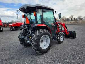 Tractor Massey Ferguson 2023 M 1835-Utilidad compacta, gran capacidad - Product Image 4