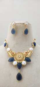 Art Divin Royal Elegance Rose Mandala Paon Imitation Perle Style Punk Collier Boucle D'oreille Ensemble Laiton Lourd Fait Bijoux Pour Femmes - Product Image 2