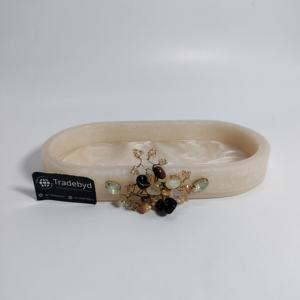 Bandeja de madera de resina epoxi de diseño moderno elegante hecha a mano con mango de metal Bandeja de servicio de cocina única para negocios de Bodas de té - Product Image 2