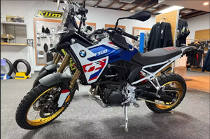 Motocicleta Deportiva B-M-W F 900 GS en Venta - Product Image 2