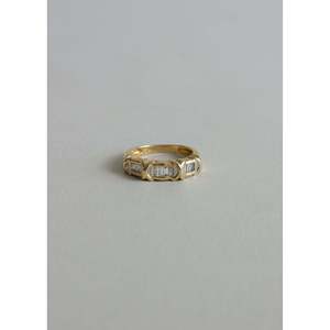 Bague de fiançailles vintage pour femme en or jaune 14 carats avec diamant taille baguette, taille 5, 3,4 g - Product Image 1