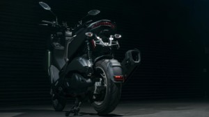 Feu arrière universel pour moto AJLIGHT DESIGN, LED rouge, feu d'avertissement arrière, Yamaha Force 2.0, scooter, accessoires de moto classique - Product Image 2