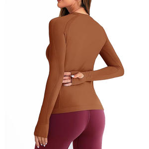 Vente en gros de t-shirt de course respirant pour femmes de la meilleure qualité Nouvelle arrivée avec service OEM - Product Image 2