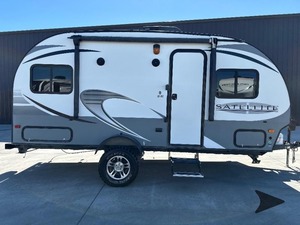 Caravana usada Starcraft Satellite 17RB del 2017 lista para la venta - Product Image 3